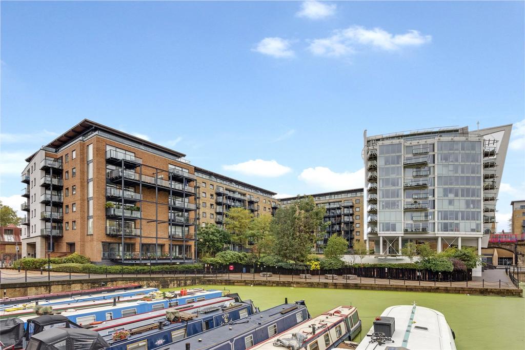 Apartment in London - More