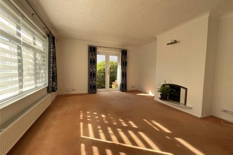 3 bedroom bungalow to rent, Rothesay Drive, Highcliffe, Christchurch, BH23