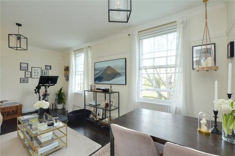 19 Point Close, London, SE10 8QS