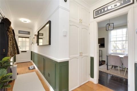 19 Point Close, London, SE10 8QS