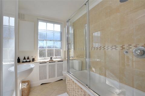 19 Point Close, London, SE10 8QS