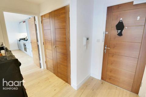 1 bedroom apartment to rent, Eastern Road, Romford