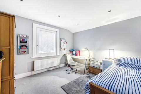 42 Cumberland Road, London, W3 6EY