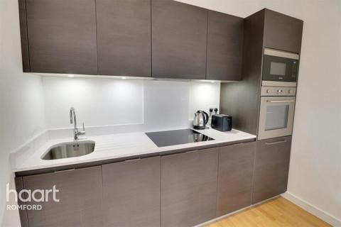 1 bedroom apartment to rent, Eastern Road, Romford