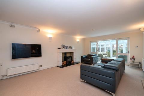 6 bedroom detached house for sale, Milton Road, Harpenden, Hertfordshire