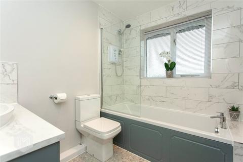 6 Annecy Close, Bury, BL8 1UN
