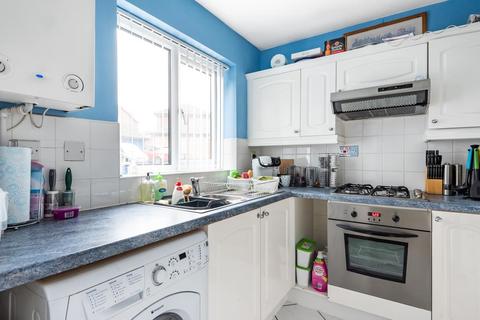 5 Hazelrig Drive, Thame, OX9 3XL