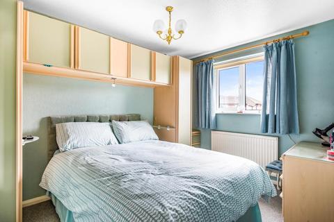 5 Hazelrig Drive, Thame, OX9 3XL