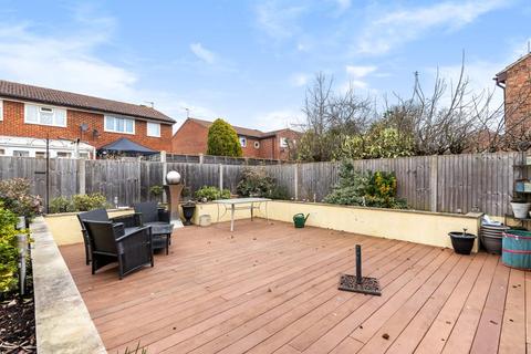 5 Hazelrig Drive, Thame, OX9 3XL