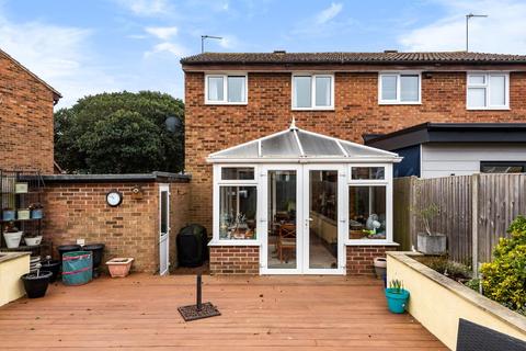 5 Hazelrig Drive, Thame, OX9 3XL