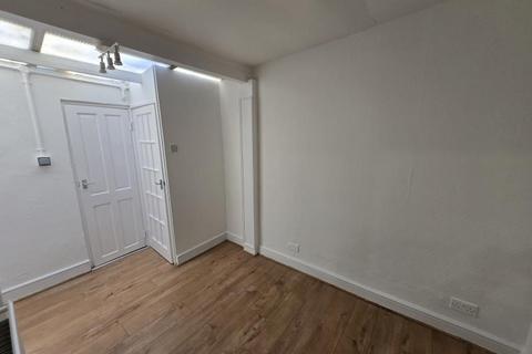 undefined, Worcester Avenue, Tottenham, N17