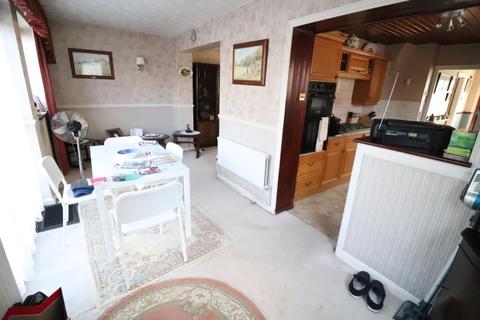 20 Bowes Drive, Ongar, CM5 9AU