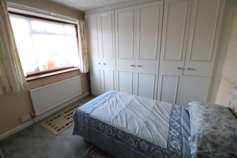 20 Bowes Drive, Ongar, CM5 9AU