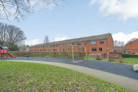 102 Stoneycroft Close, London, SE12 0SL