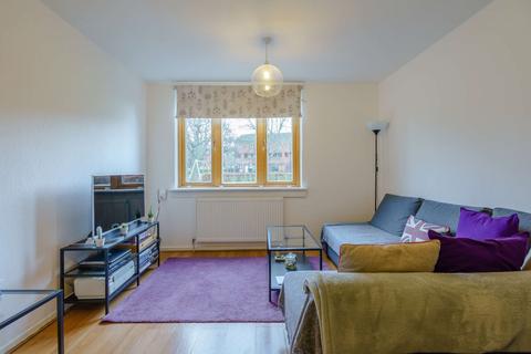 102 Stoneycroft Close, London, SE12 0SL