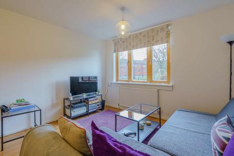 102 Stoneycroft Close, London, SE12 0SL