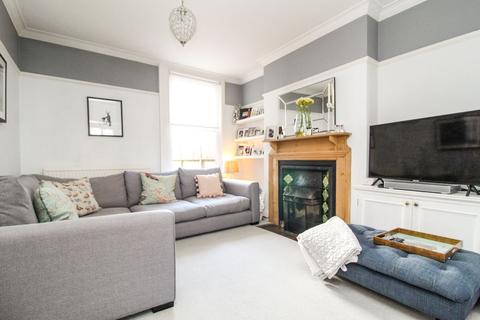 7 Campbell Road, Bedford, MK40 3DD