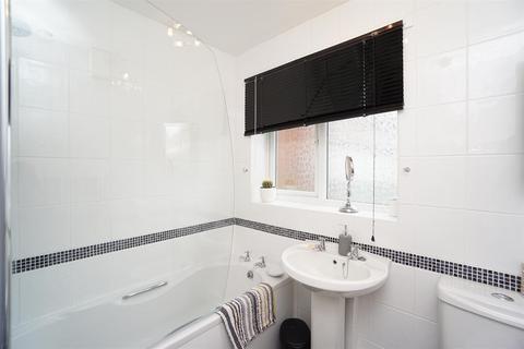 210 Warminster Road, Sheffield, S8 8PQ