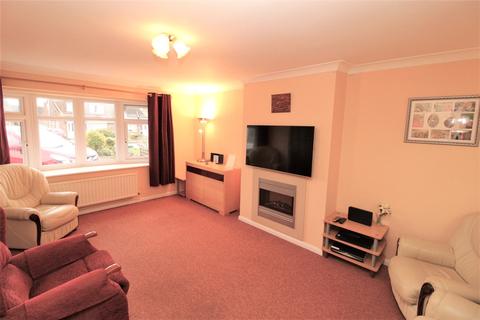 7 Farm Way, Benfleet, SS7 3RG