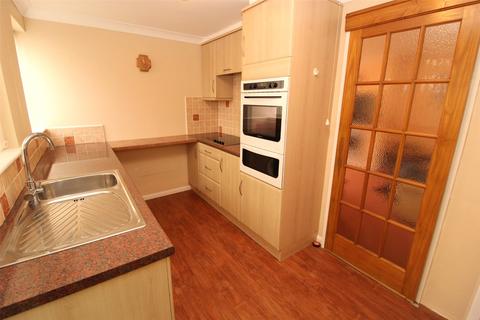 7 Farm Way, Benfleet, SS7 3RG