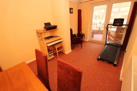 7 Farm Way, Benfleet, SS7 3RG