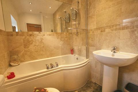 25 Albert Road, Bollington, Macclesfield, SK10 5HS