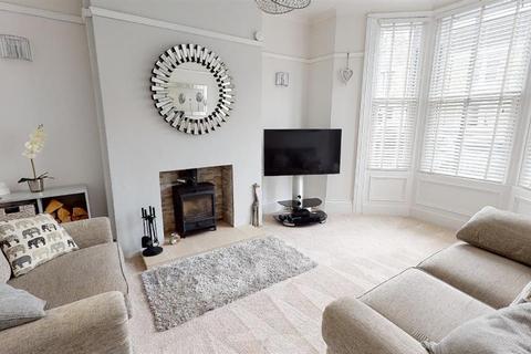 8 Park Crescent, North Shields, NE30 2HR