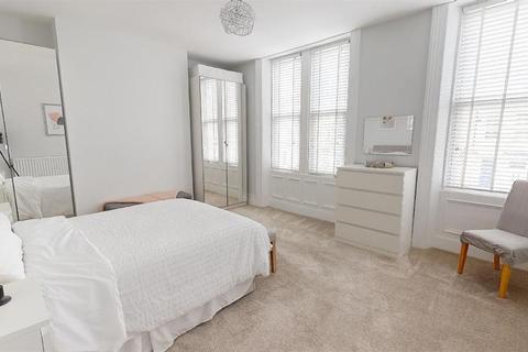 8 Park Crescent, North Shields, NE30 2HR