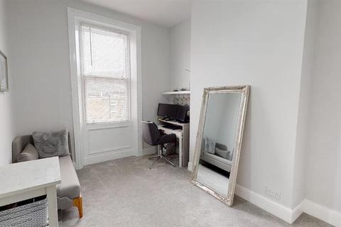 8 Park Crescent, North Shields, NE30 2HR