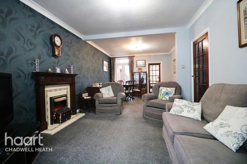 54 Albany Road, Romford, RM6 6BS