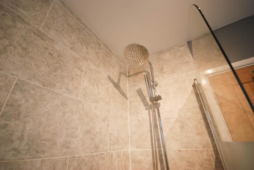 Shower Feature