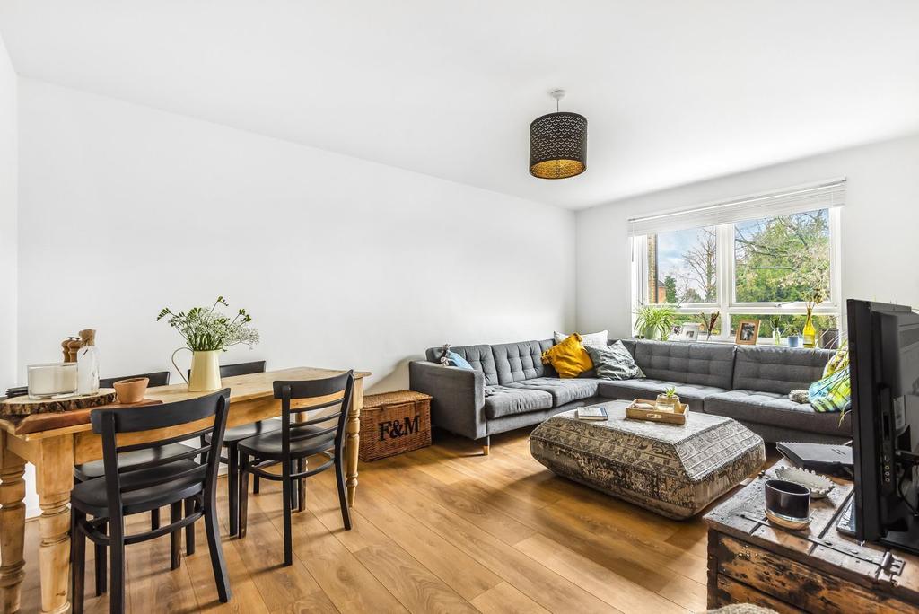 Lounge (Main)
