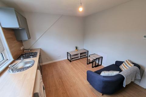 1 bedroom flat to rent, Menzies Road, Torry, Aberdeen, AB11