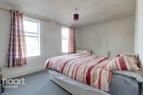 237 Marks Road, Romford, RM7 7AL