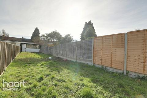 237 Marks Road, Romford, RM7 7AL