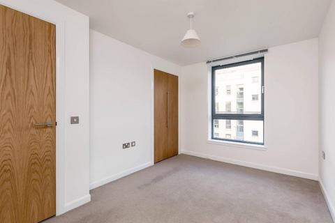 2 bedroom flat to rent, Handyside Place, Gorgie, Edinburgh, EH11