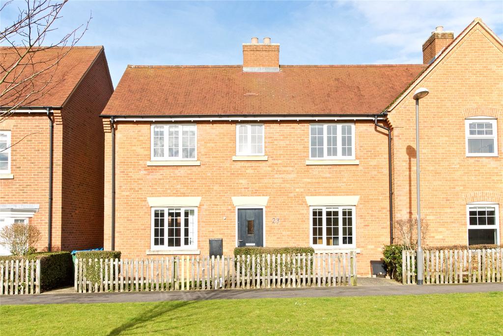 Teeswater, Buckingham, MK18 3 bed semidetached house £310,000