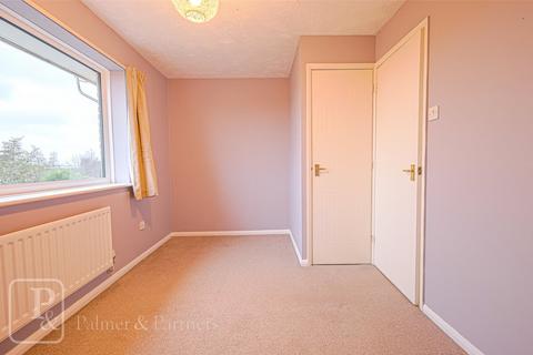 2 bedroom house to rent, Peto Avenue, Colchester, Essex, CO4