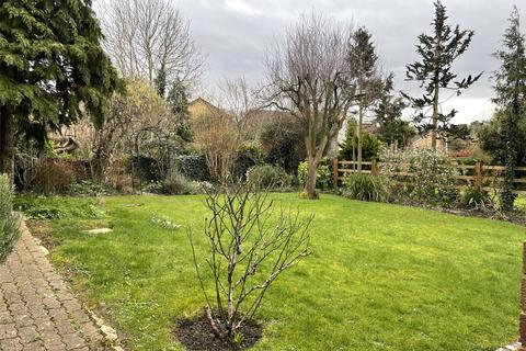 12 The Wheatridge, Abbeydale, Gloucester, GL4 4DH