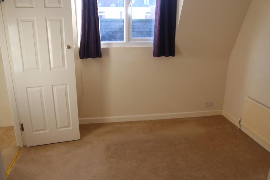 Bedroom   Flat 2