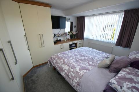 30 Bronte Farm Road, Shirley, Solihull, B90 3DE