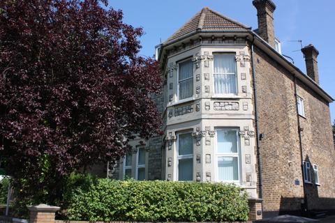 1 bedroom flat to rent, Birdhurst Rise, South Croydon