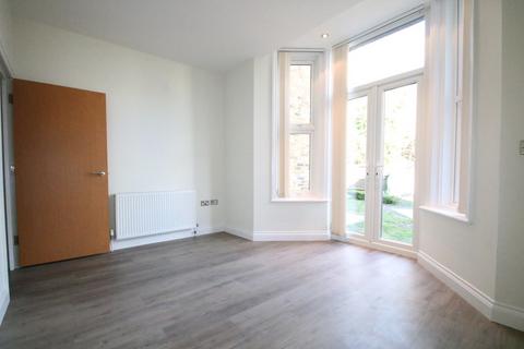 1 bedroom flat to rent, Birdhurst Rise, South Croydon