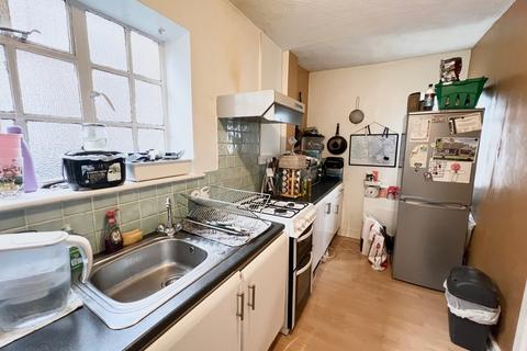 1 bedroom apartment to rent, Brighton Road, South Croydon