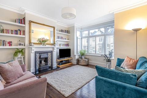 111 Dallinger Road, London, SE12 0TQ