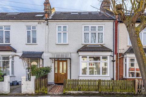 111 Dallinger Road, London, SE12 0TQ