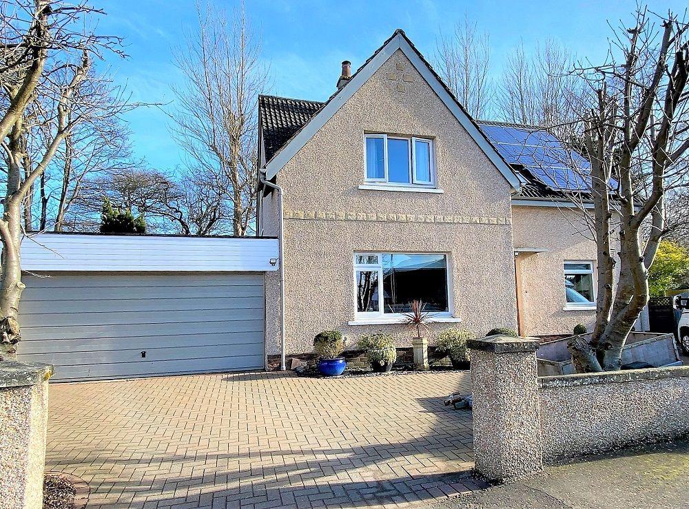 12 Afton Grove, Dunfermline, KY11 4LE 4 bed detached house £359,950