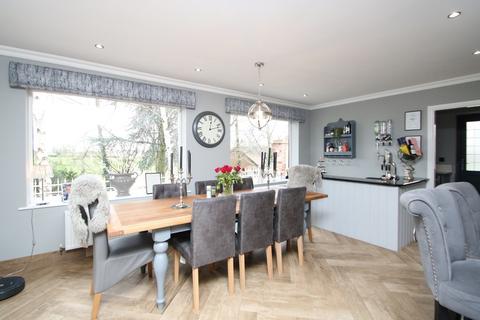31 The Coppice, Atherstone, CV9 1RT