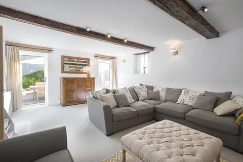 The Old Coach House High Street, Chipping Campden, GL55 6HB