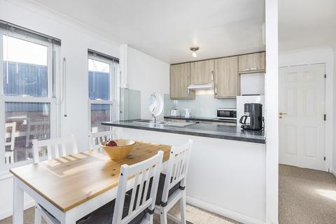68 Leabank Square, London, E9 5LR